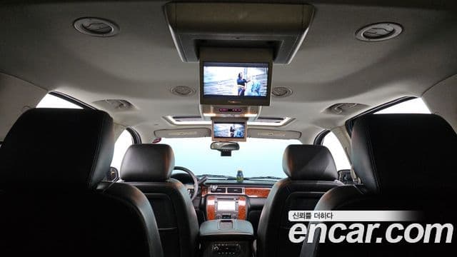 Chevrolet Suburban, 2013 18