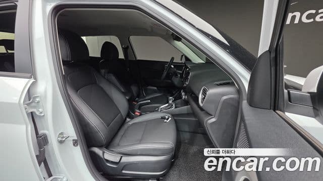 Hyundai Venue 1.6 Modern Plus, 2022 10