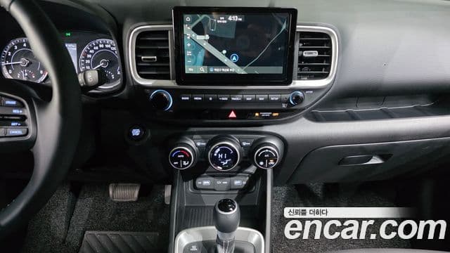 Hyundai Venue 1.6 Modern Plus, 2022 16