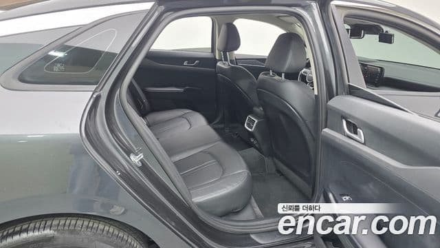 Kia K5 3세대 Trendy, 2022 12