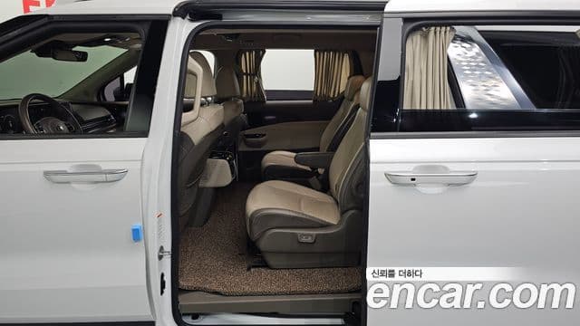 Kia Carnival 4세대 Signature, 2021 11