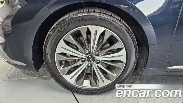 Kia K8 Signature, 2022 все фото