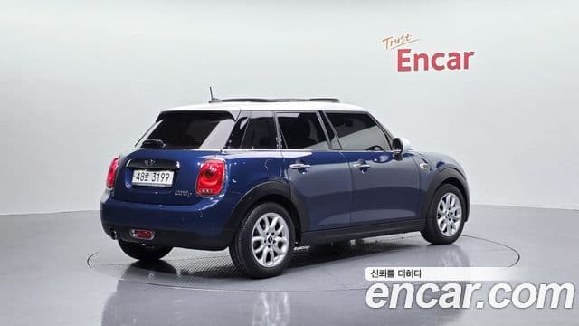 Mini Cooper D 3세대, 2017 2