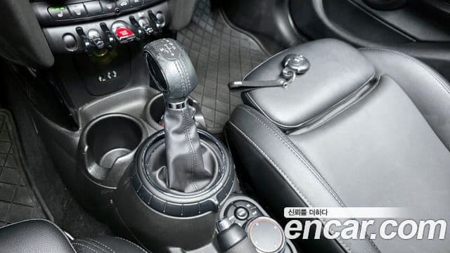 Mini Cooper D 3세대, 2017 9