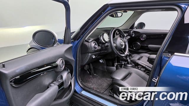 Mini Cooper D 3세대, 2017 11