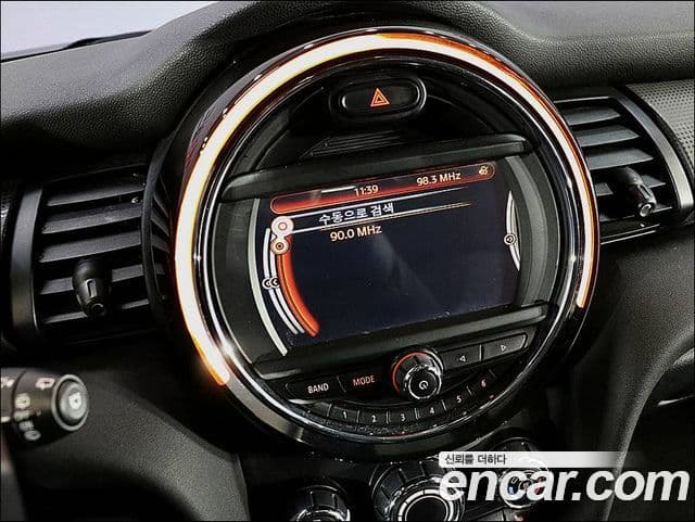 Mini Cooper D 3세대, 2015 8