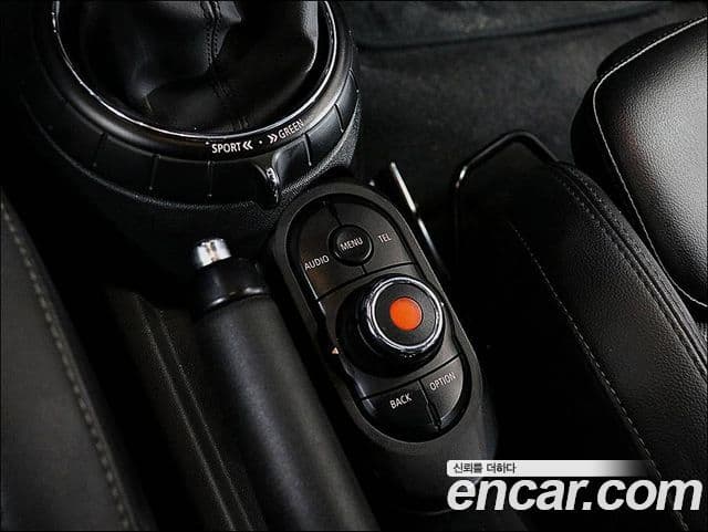 Mini Cooper D 3세대, 2015 10