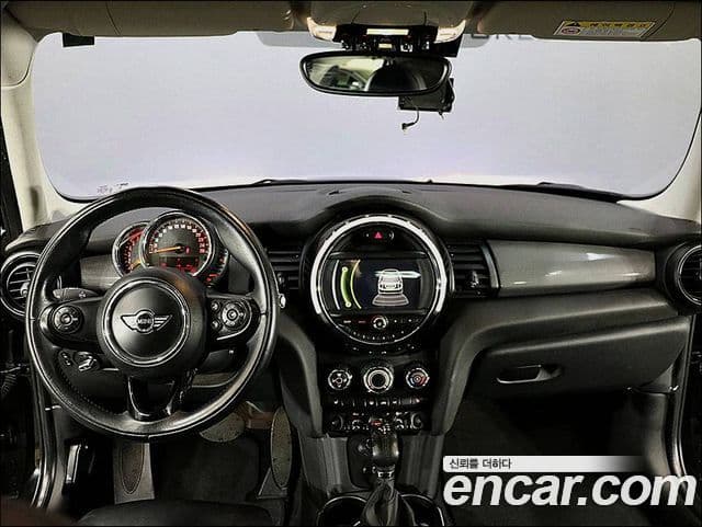 Mini Cooper D 3세대, 2015 15