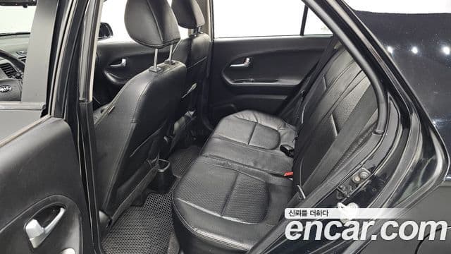 Kia All New Morning Luxury Sport, 2014 12