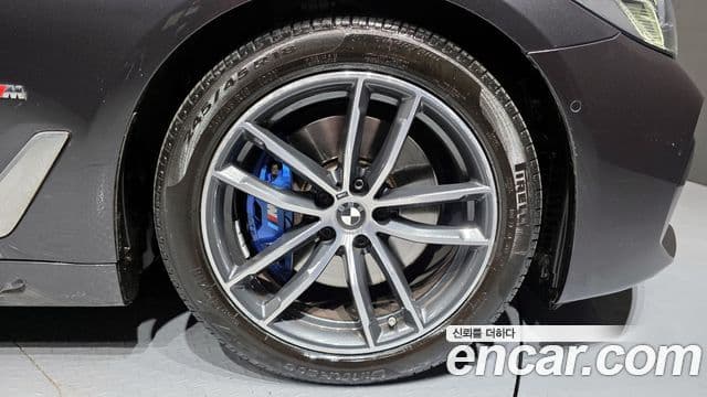 BMW 5시리즈 (G30) 520i M Sport, 2022 все фото