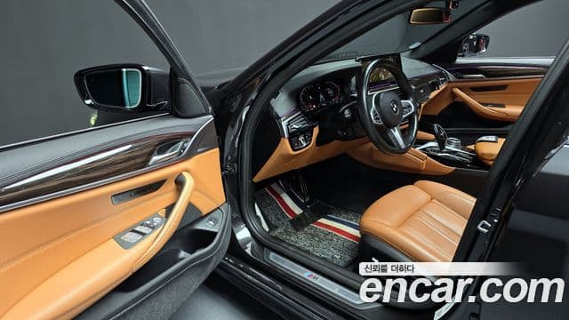 BMW 5시리즈 (G30) 520i M Sport, 2022 10