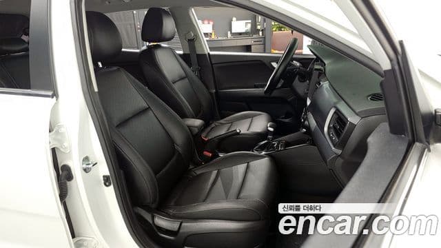 Kia Stonic Trendy, 2020 10