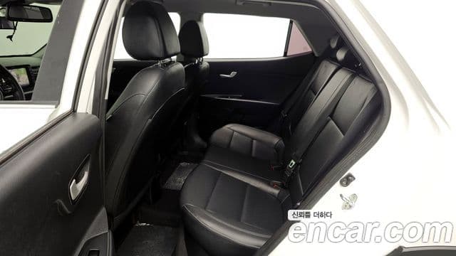 Kia Stonic Trendy, 2020 12