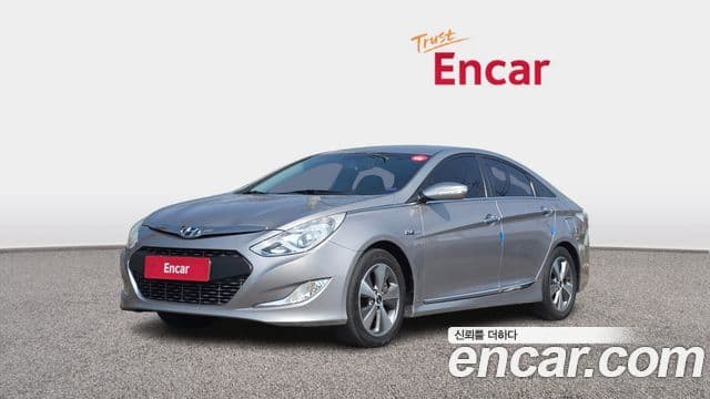 Hyundai Sonata гибрид Royal, 2012 1