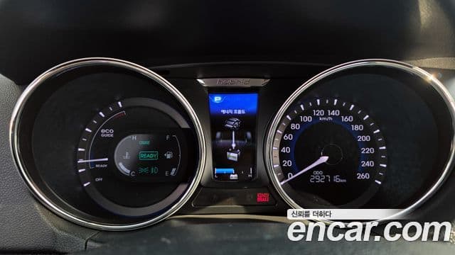 Hyundai Sonata гибрид Royal, 2012 8