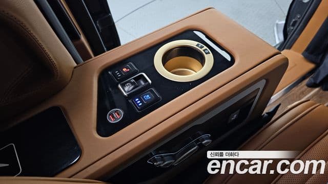 Kia Carnival 4세대 бензин 9인승 High Limousine(компания по спецнадстройкам), 2021 18