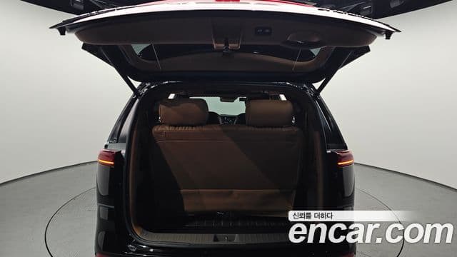 Kia Carnival 4세대 бензин 9인승 High Limousine(компания по спецнадстройкам), 2021 20