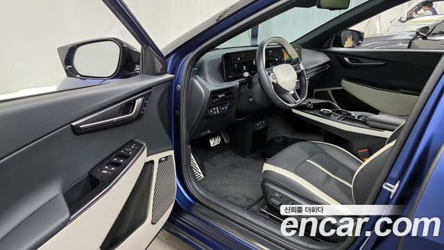 Kia The / новый New EV6 GT Line, 2025 10