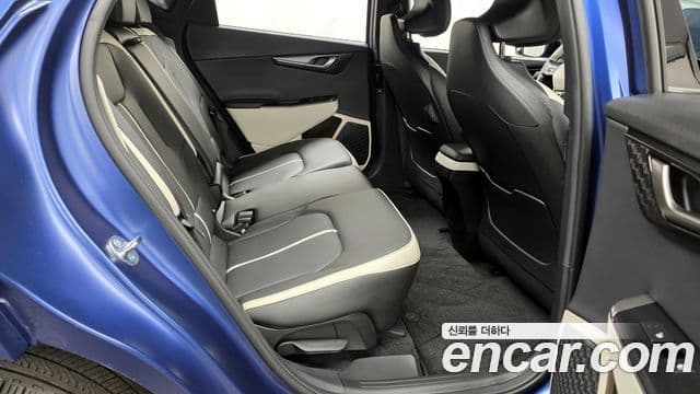 Kia The / новый New EV6 GT Line, 2025 12