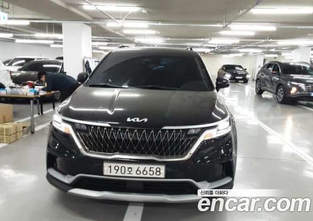 Kia Carnival 4세대 Prestige, 2023 1