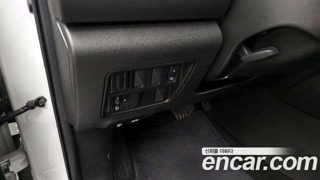 Renault Korea(Samsung) The / новый New QM6 2.0 GDe LE Signature 2WD, 2023 18