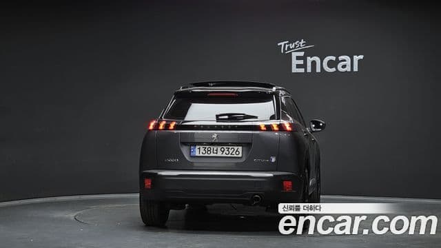 Peugeot 2008 2세대 1.5 BlueHDi GT Line, 2021 4