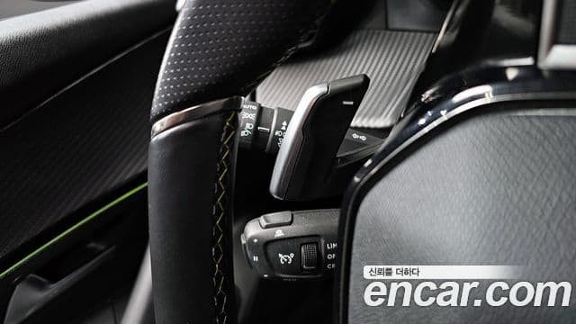 Peugeot 2008 2세대 1.5 BlueHDi GT Line, 2021 17