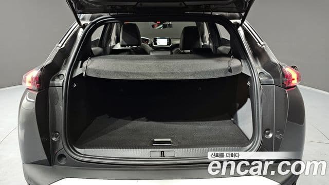 Peugeot 2008 2세대 1.5 BlueHDi GT Line, 2021 20