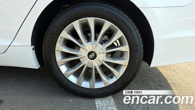 Hyundai LF Sonata 2.0 Smart, 2017 все фото