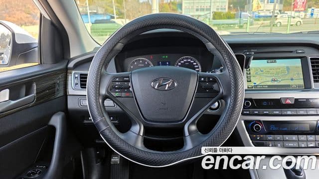 Hyundai LF Sonata 2.0 Smart, 2017 13