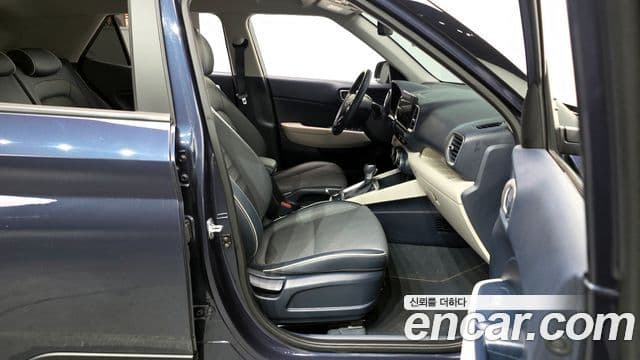 Hyundai Venue 1.6 Flux, 2020 11
