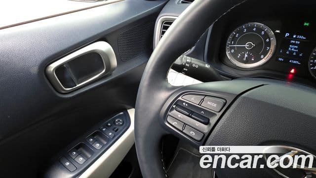 Hyundai Venue 1.6 Flux, 2020 18