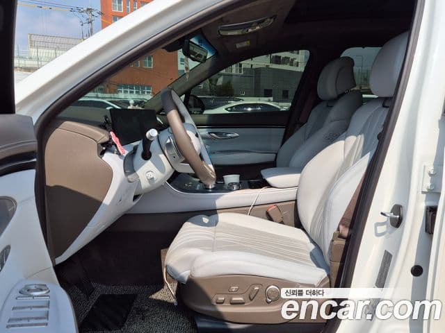 Genesis GV70, 2025 6