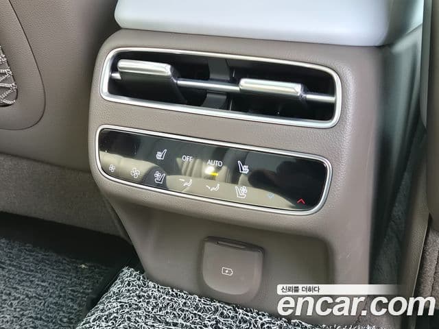 Genesis GV70, 2025 18