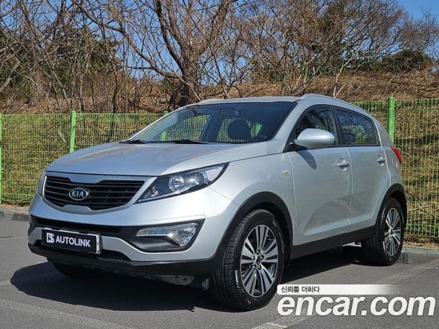 Kia Sportage R люксовая версия, 2012 1