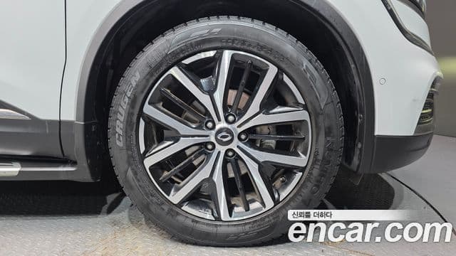 Renault Korea(Samsung) The / новый New QM6 2.0 GDe RE Signature 2WD, 2022 все фото