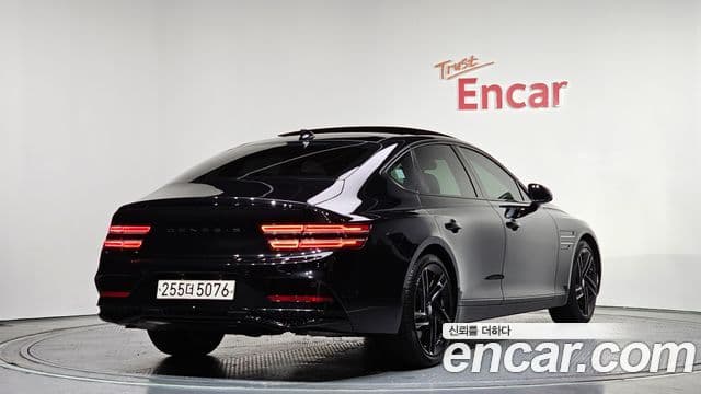 Genesis G80 (RG3) чёрный, 2026 2