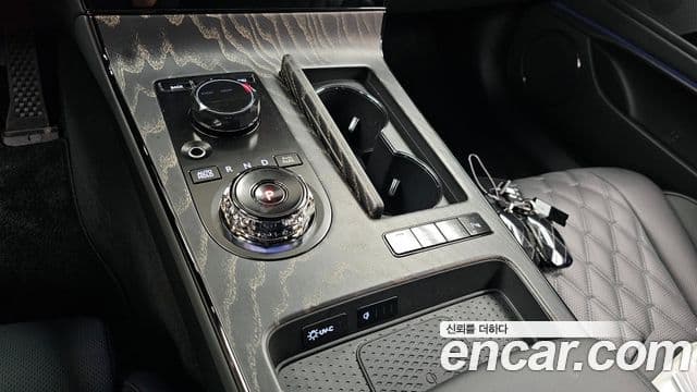 Genesis G80 (RG3) чёрный, 2026 9