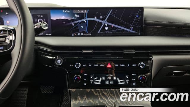 Genesis G80 (RG3) чёрный, 2026 14