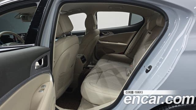 Genesis The / новый New G70, 2022 13