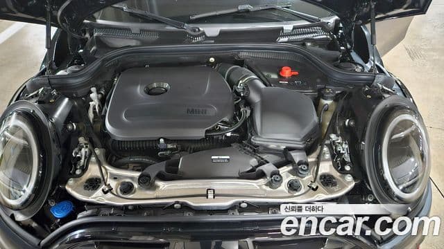 Mini Cooper S 4세대 JCW, 2025 6