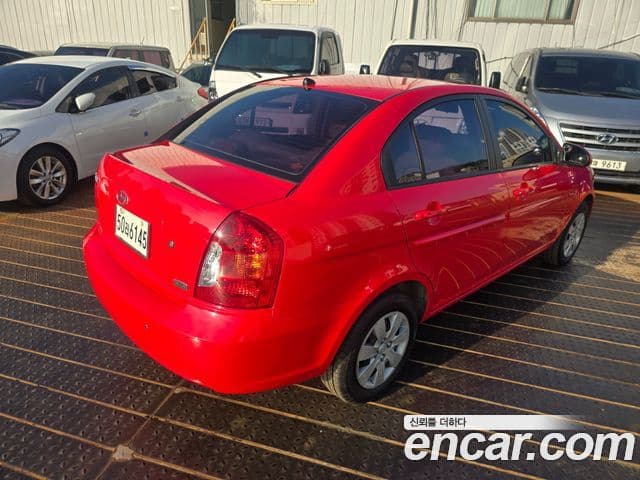 Hyundai 베르나(новый кузов / новое поколение) бензин 1.4 DOHC Elegance, 2009 3