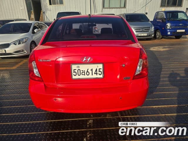 Hyundai 베르나(новый кузов / новое поколение) бензин 1.4 DOHC Elegance, 2009 4