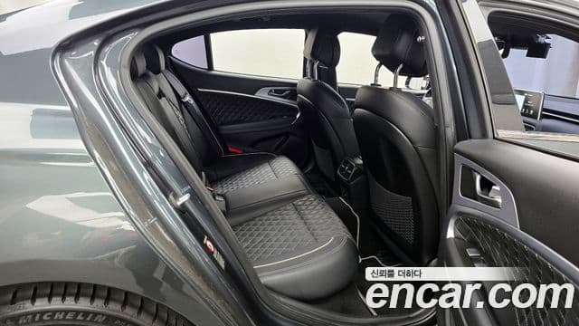 Genesis G70 Prestige, 2019 12