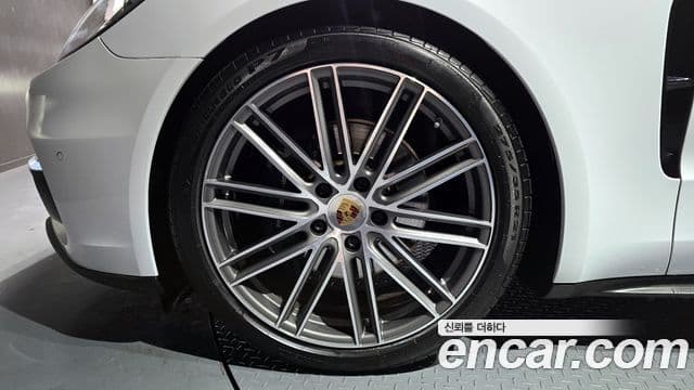 Porsche Panamera (971), 2020 все фото