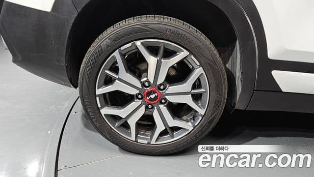 Kia Seltos Signature, 2023 все фото