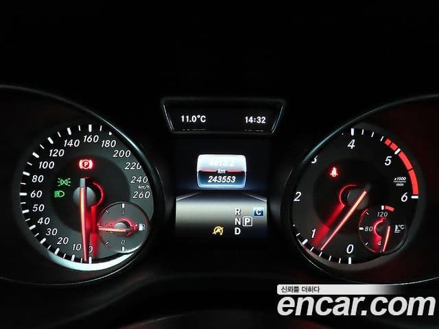 Mercedes-Benz GLA-класс X156 GLA200 d 4MATIC, 2017 9