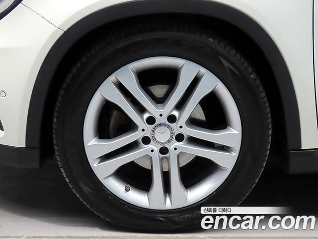 Mercedes-Benz GLA-класс X156 GLA200 d 4MATIC, 2017 20