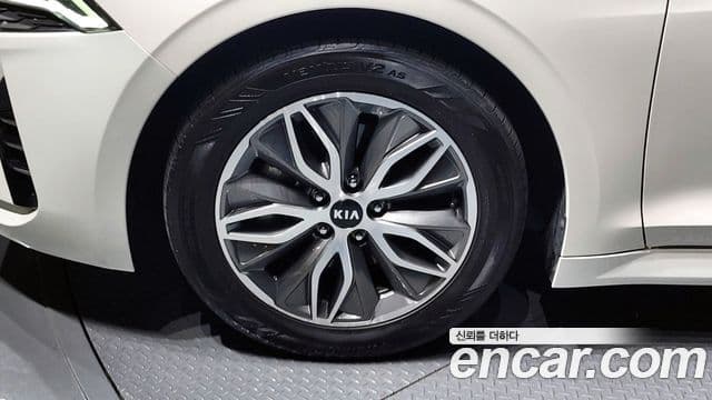 Kia K5 гибрид 3세대 Noblesse, 2020 все фото