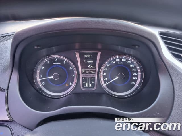 Hyundai Grandeur HG Modern, 2011 8